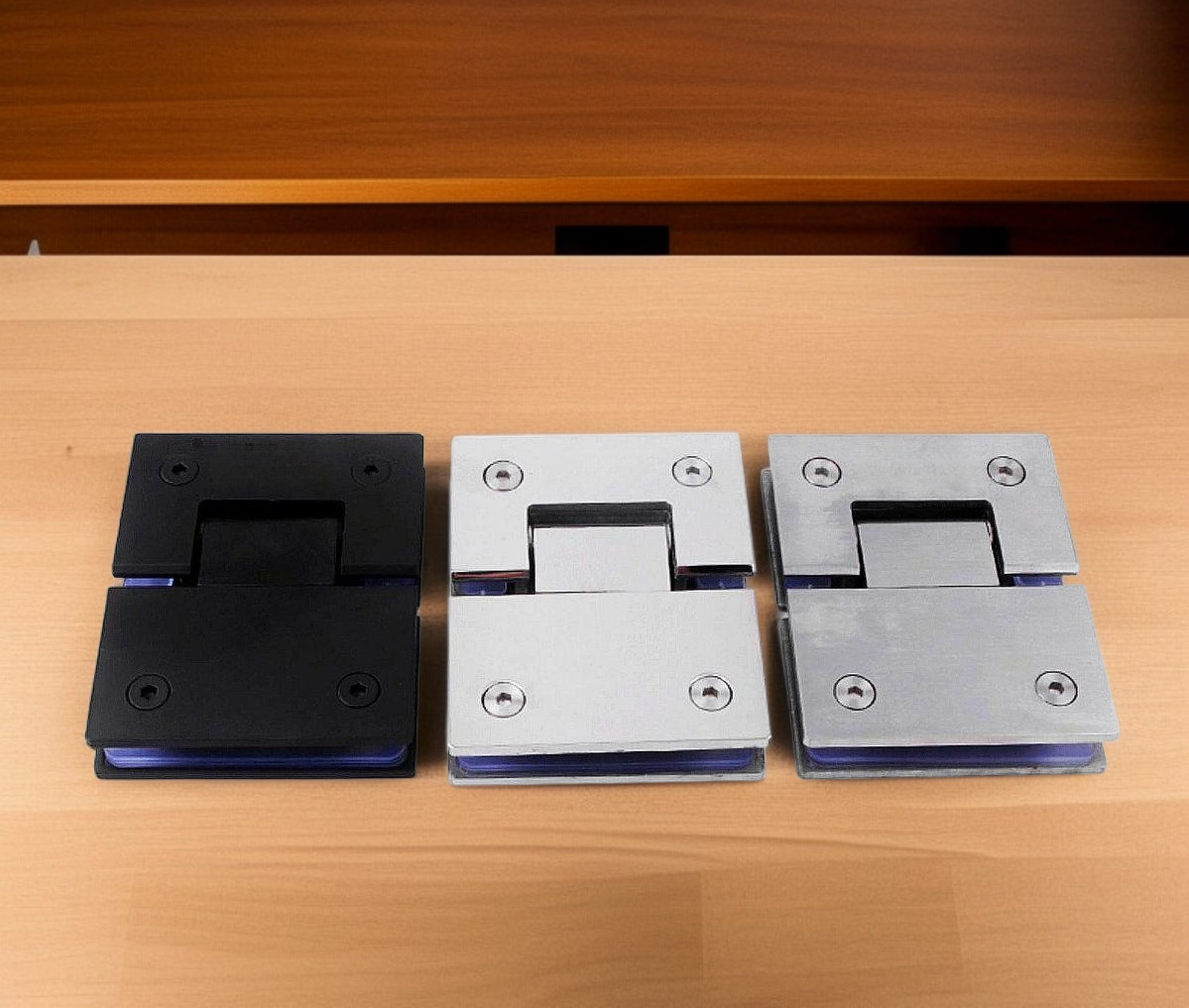 내구성이 뛰어난 스테인리스 힌지 사용 예시