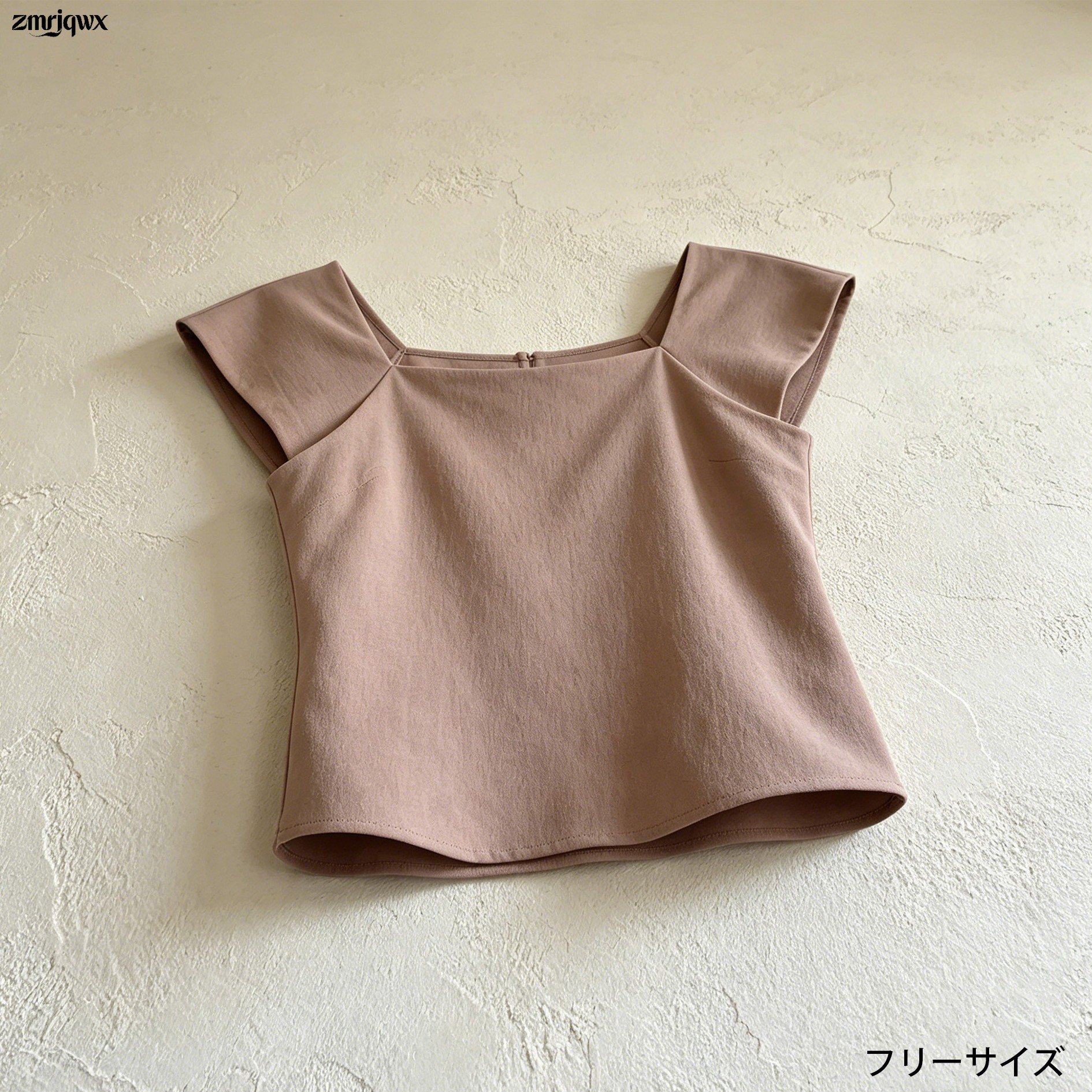高品質コットン素材のTシャツ詳細