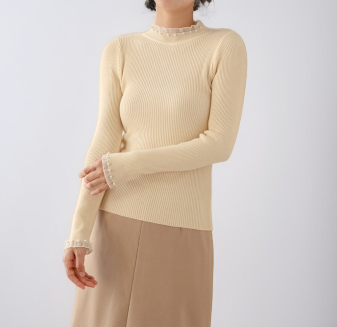 秋冬向けセーター重ね着コーディネート例