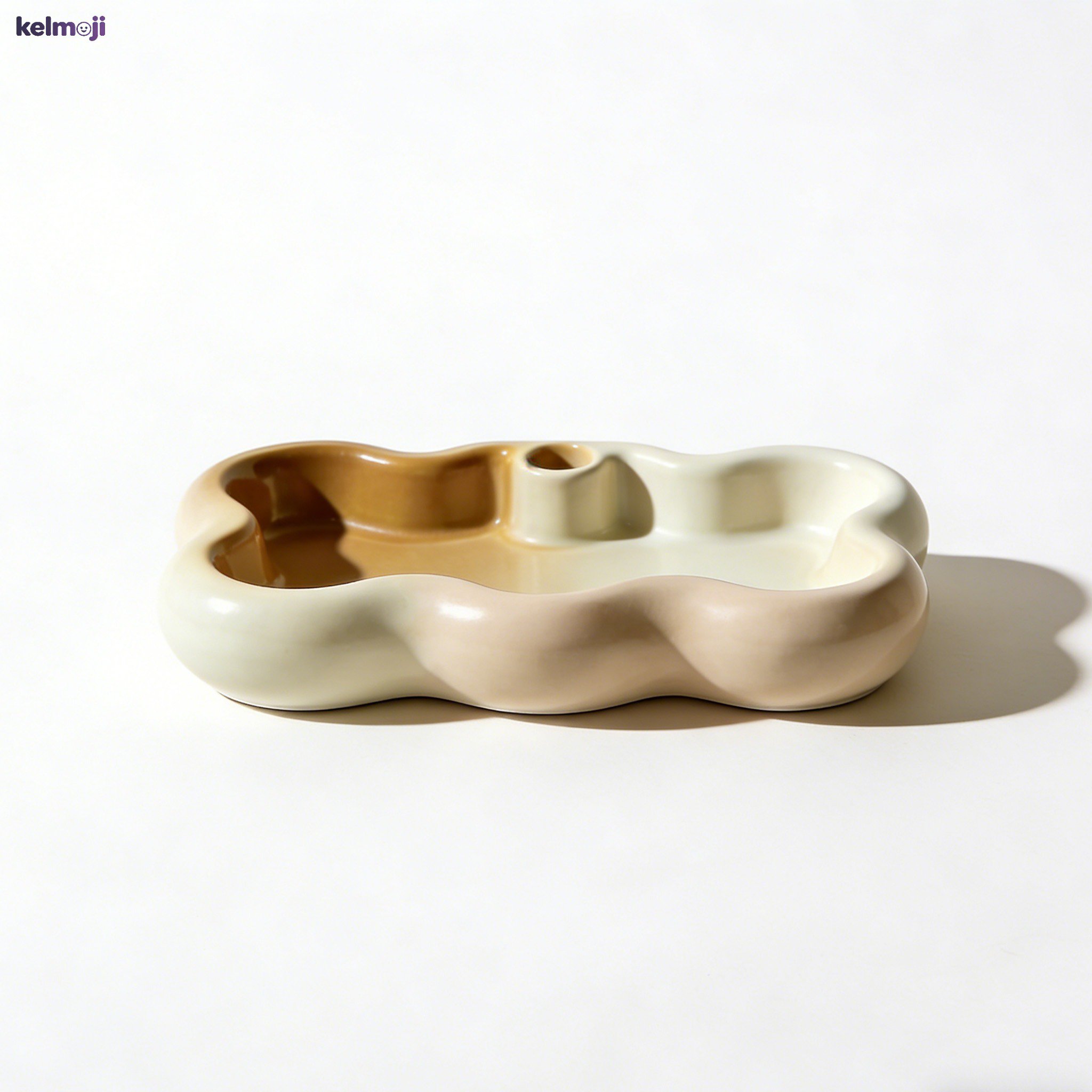 Elegant cloud design ceramic trays for office accessories