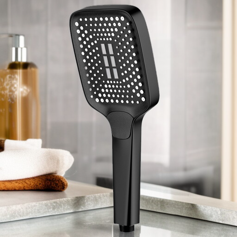  Komfortables Duschset mit Warmwasserbereiter und Brausekopf