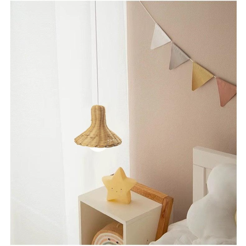 ทอตกแต่งโคมไฟทอมือ