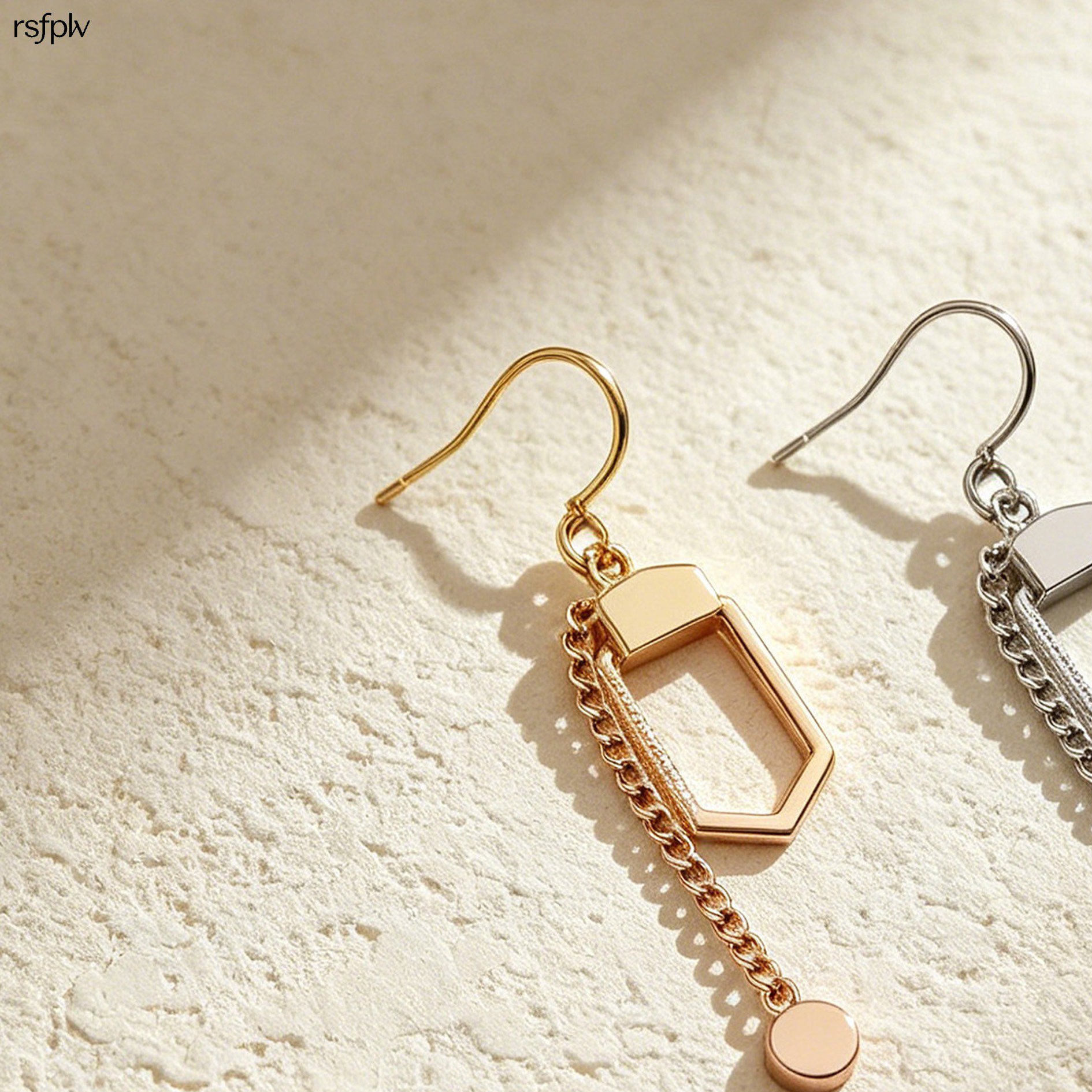 우아한 긴 귀걸이
