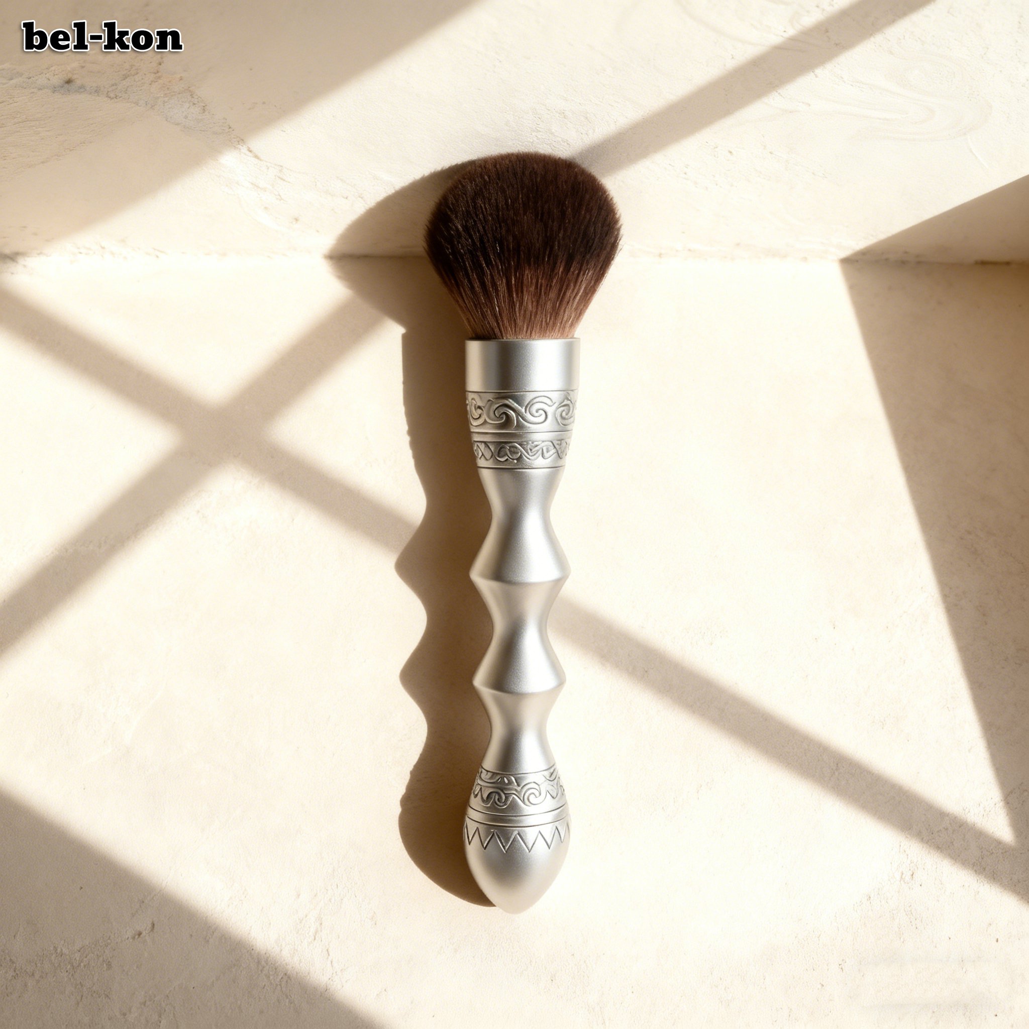 แปรงคอนทัวร์เนื้อนุ่มและความหนาแน่นสูง