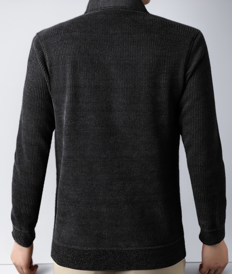 남자용 기모 니트 스웨터 스타일링 예시
