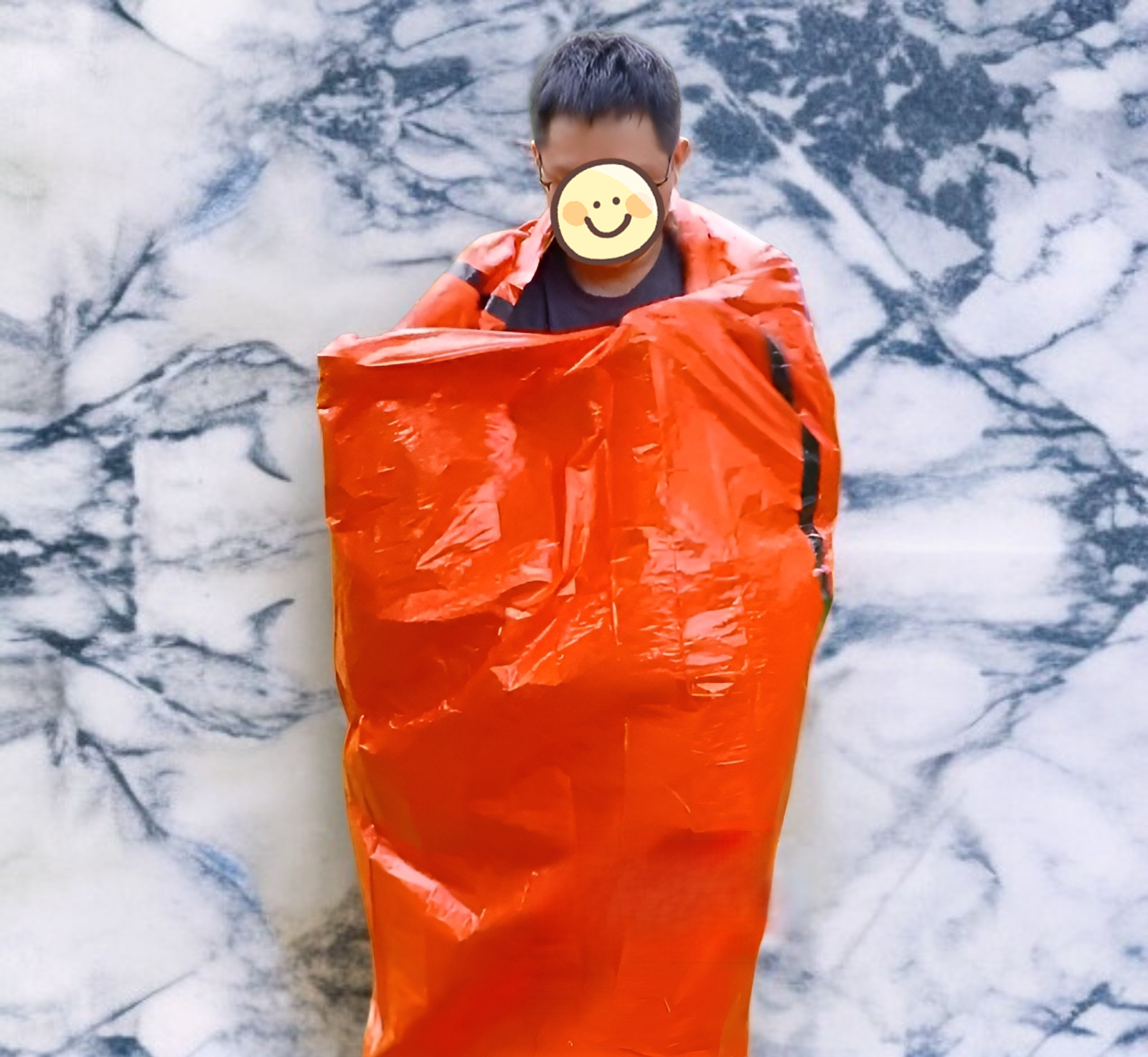 حقيبة نوم الطوارئ للرحلات والمغامرات