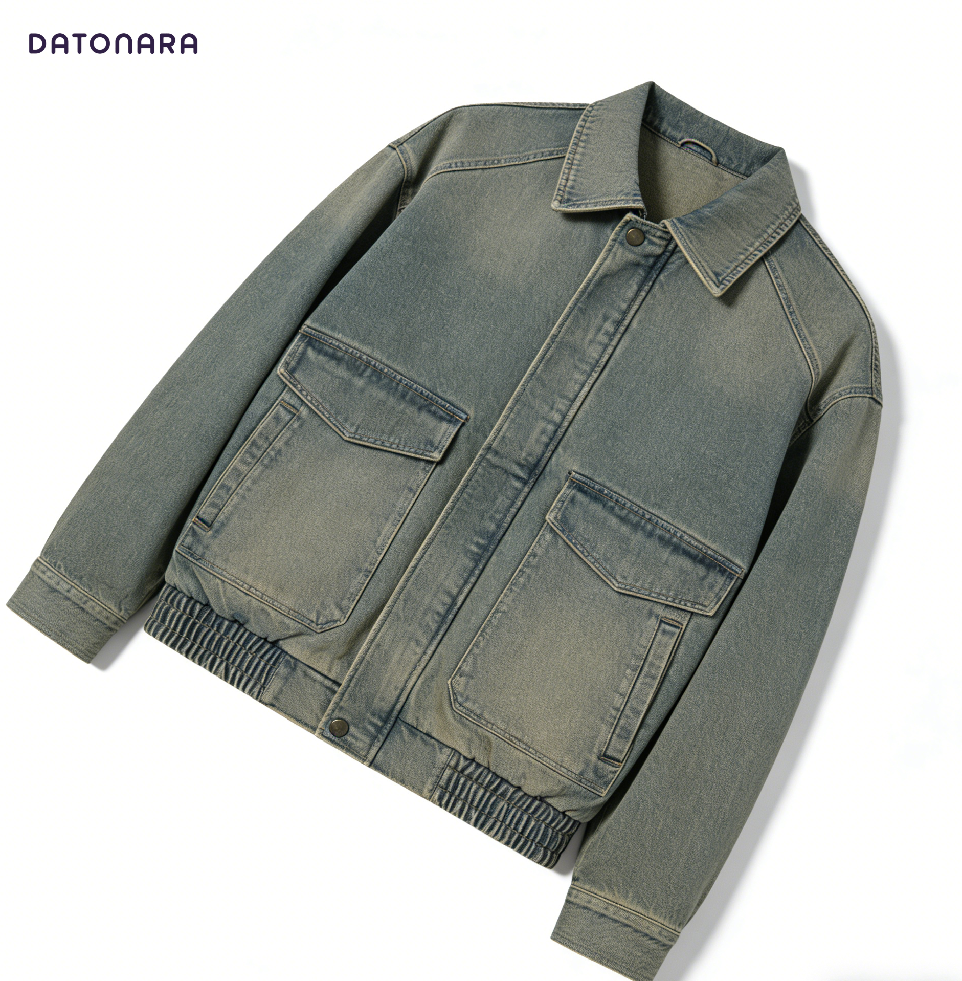 ダメージ加工のウォッシュ加工デニムジャケット