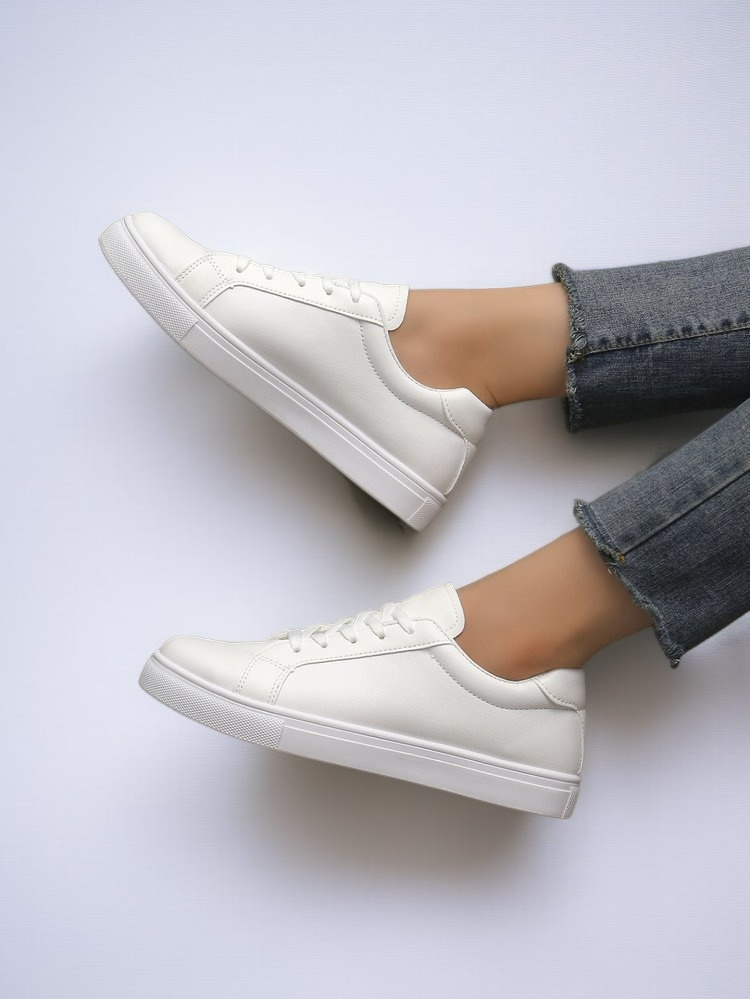 여자 캐주얼 신발 측면 사진