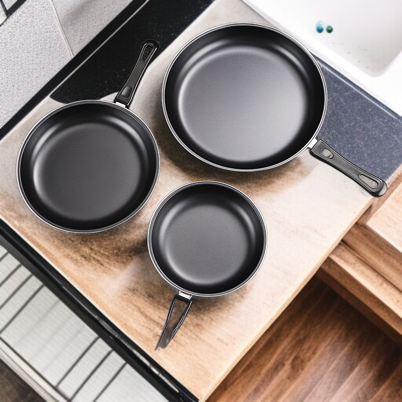 ホーム ミニステーキパン 焦げ付かないフライパン 小さいオムレツ 厚揚げ パンケーキパン フラットフライパン