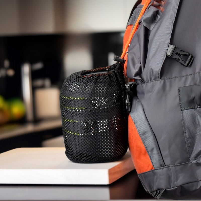 Kültéri hordozható főzőkészlet 12 fő részére edényekkel és evőeszközökkel