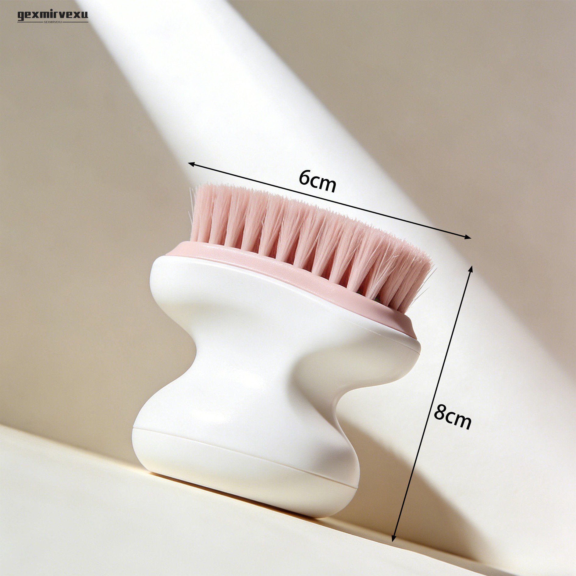 자동차 내부 청소 브러시 활용