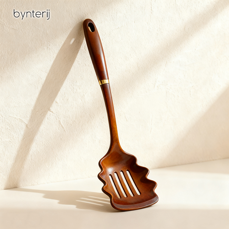 ตะหลิวผัดผักวัสดุคุณภาพสูง