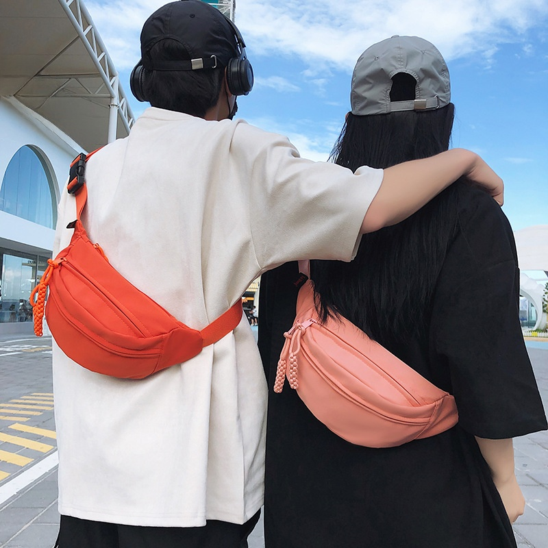 シンプルでおしゃれなミニカップルバッグ