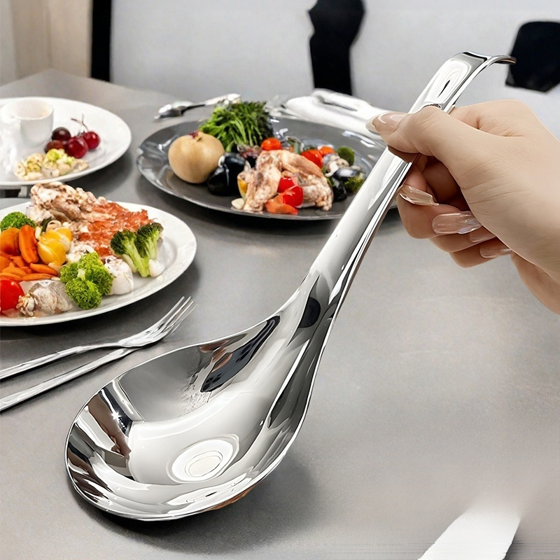 ทัพพีขนาดใหญ่สำหรับซุปและโจ๊ก