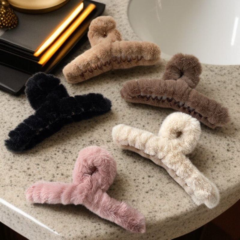 Haarklammer im Haifisch-Design