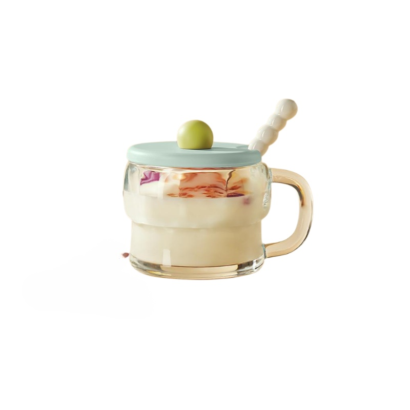 Transparenter Frühstücksbecher