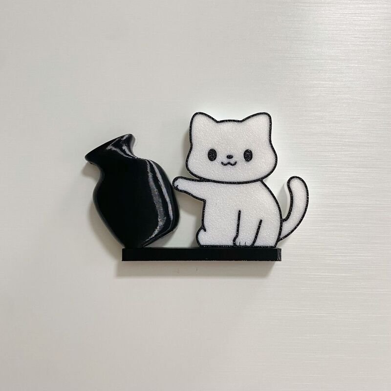 Cat-shaped storage ornament