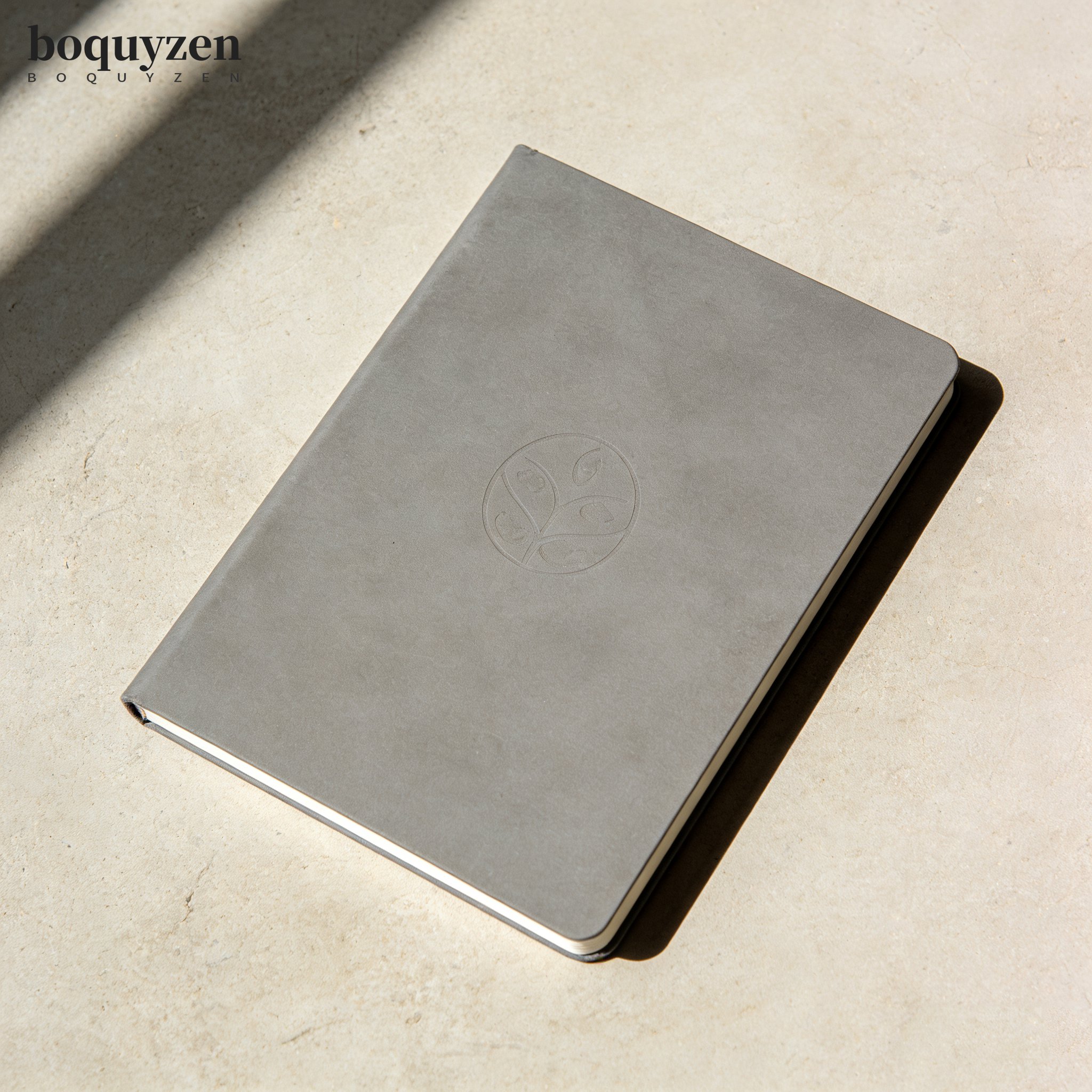 Linkovaný zápisník s pevnou vazbou