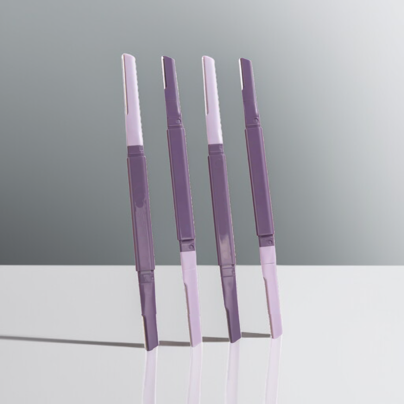 양쪽 끝이 있는 눈썹 정리기