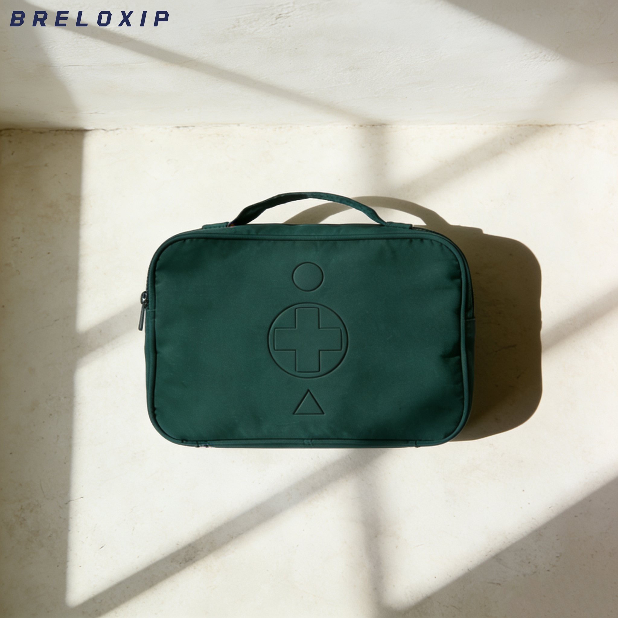 ชุดปฐมพยาบาลในรถยนต์แบบพกพาและขนาดเล็ก