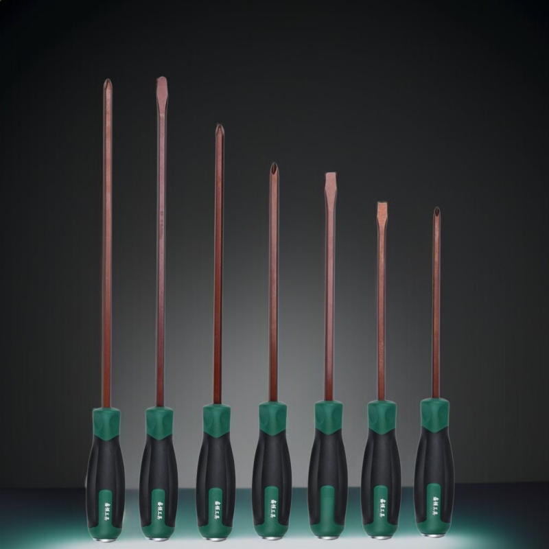 정강은 코어드라이버를 두드리고 고경도 공구세트 11자 연장드라이버를 만들 수 있다 정강은 코어드라이버를 연장할 수 있다