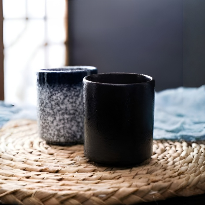 日本のシンプルな陶磁製ティーカップ　単品茶具小さなカップ
