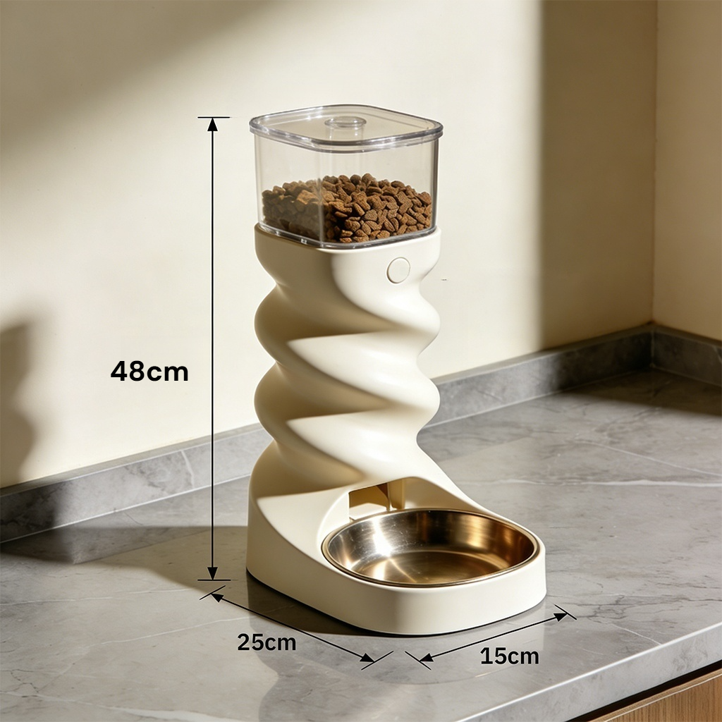 고양이와 강아지용 자동 급식기 사용 예시
