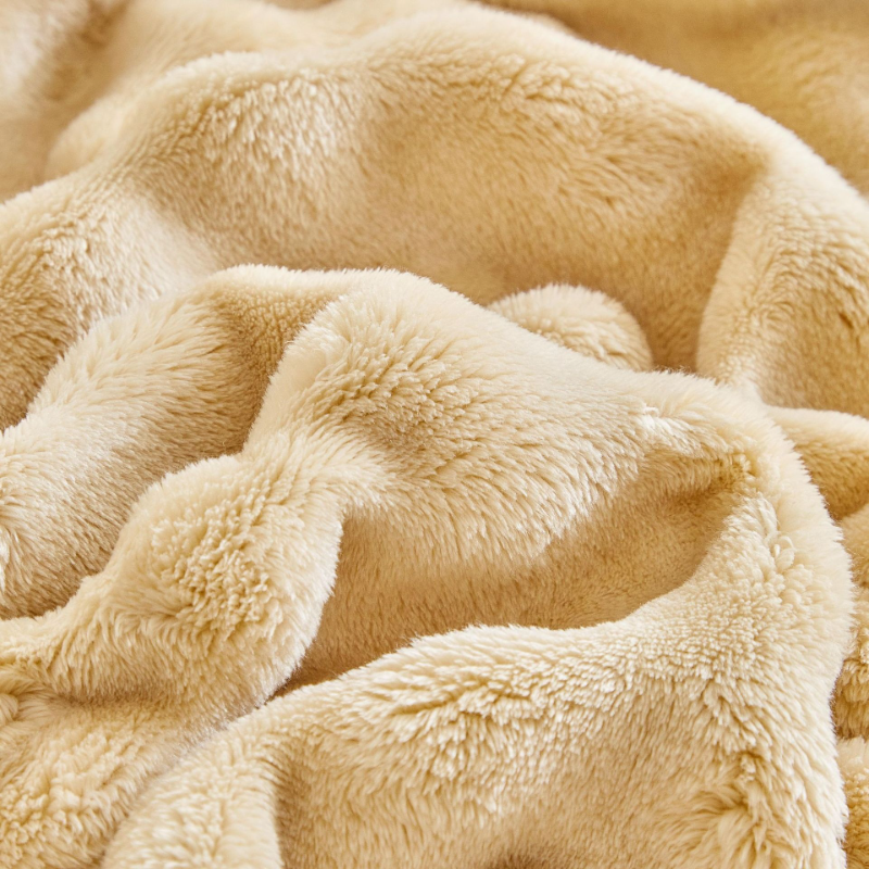 Soft and Comfortable Blanket