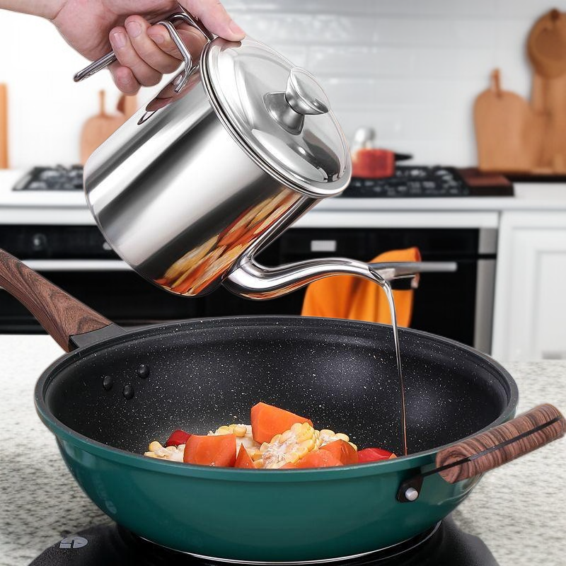 Household kitchen 304 stainless steel oil pot leak-proof large capacity oil storage tank