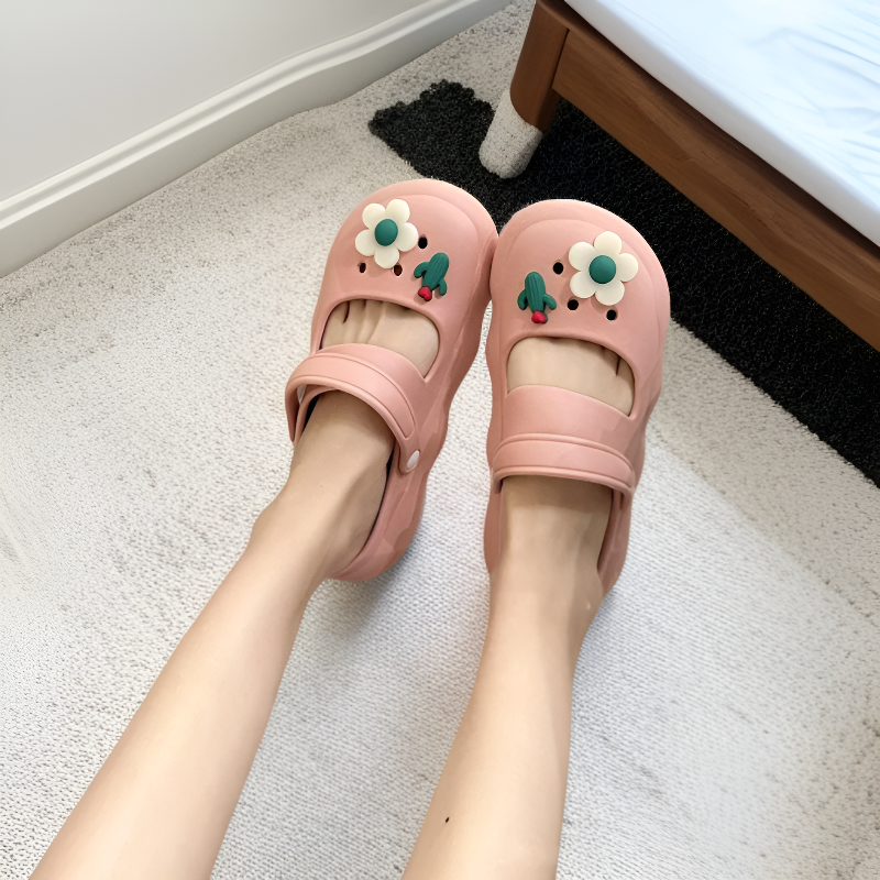 패션 외출용 두꺼운 밑창 미끄럼방지 캐릭터 구름 샌들 홀 샌들