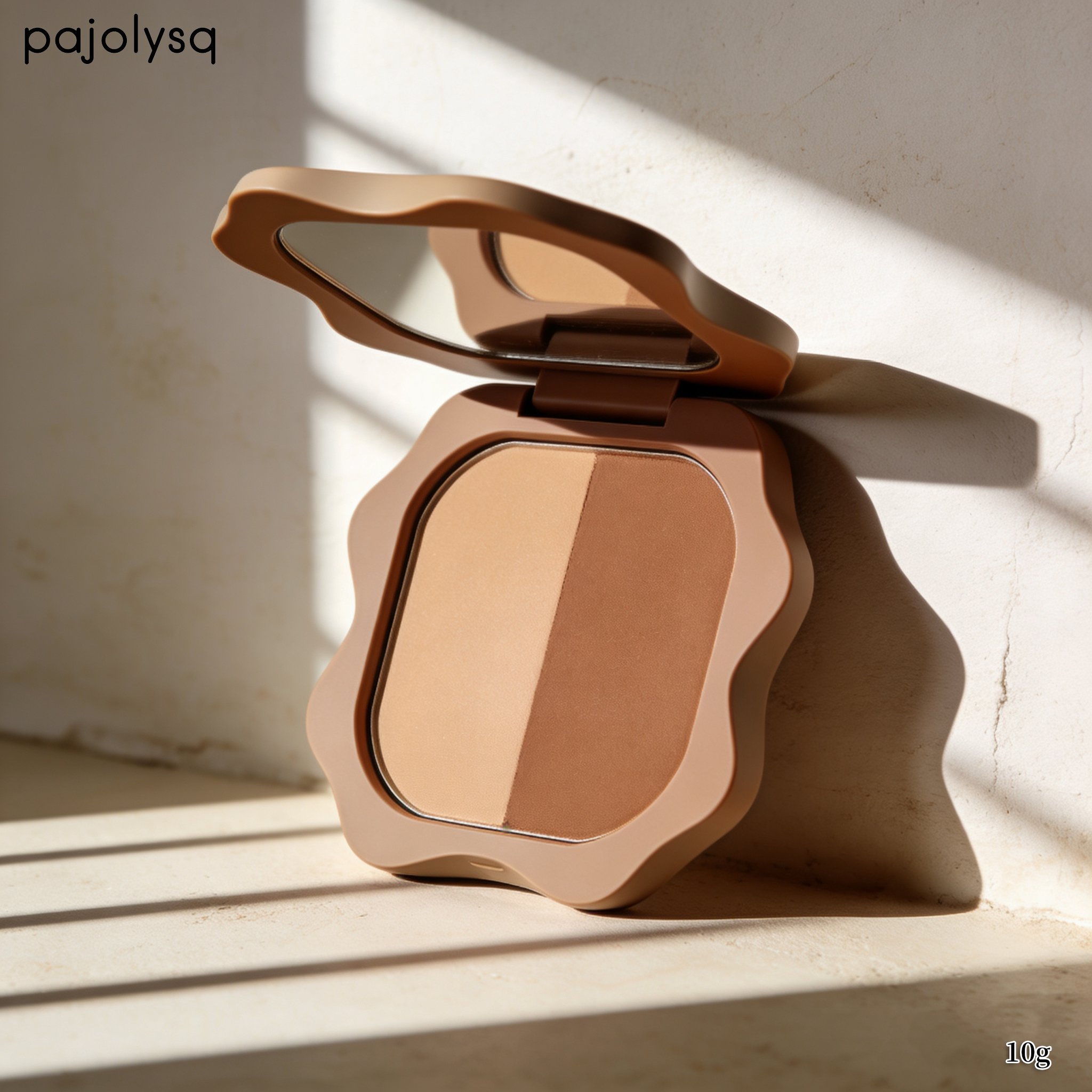 컨투어링 제품으로 얼굴 윤곽 강조