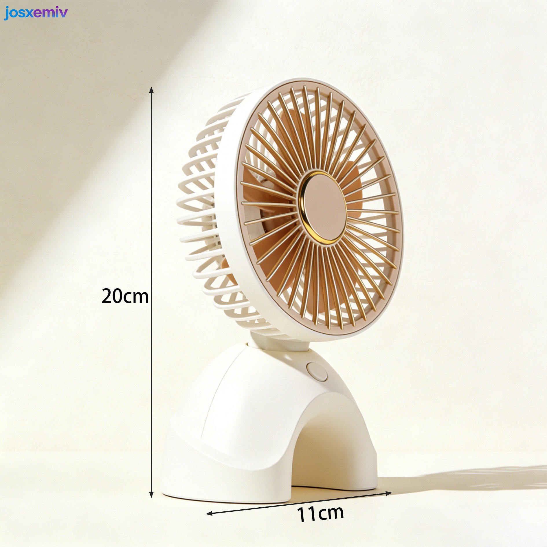 USB-powered portable fan for home or travel