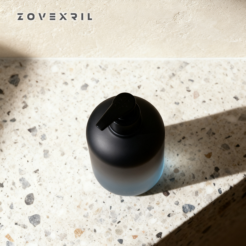 Parfémovaný exfoliační sprchový gel