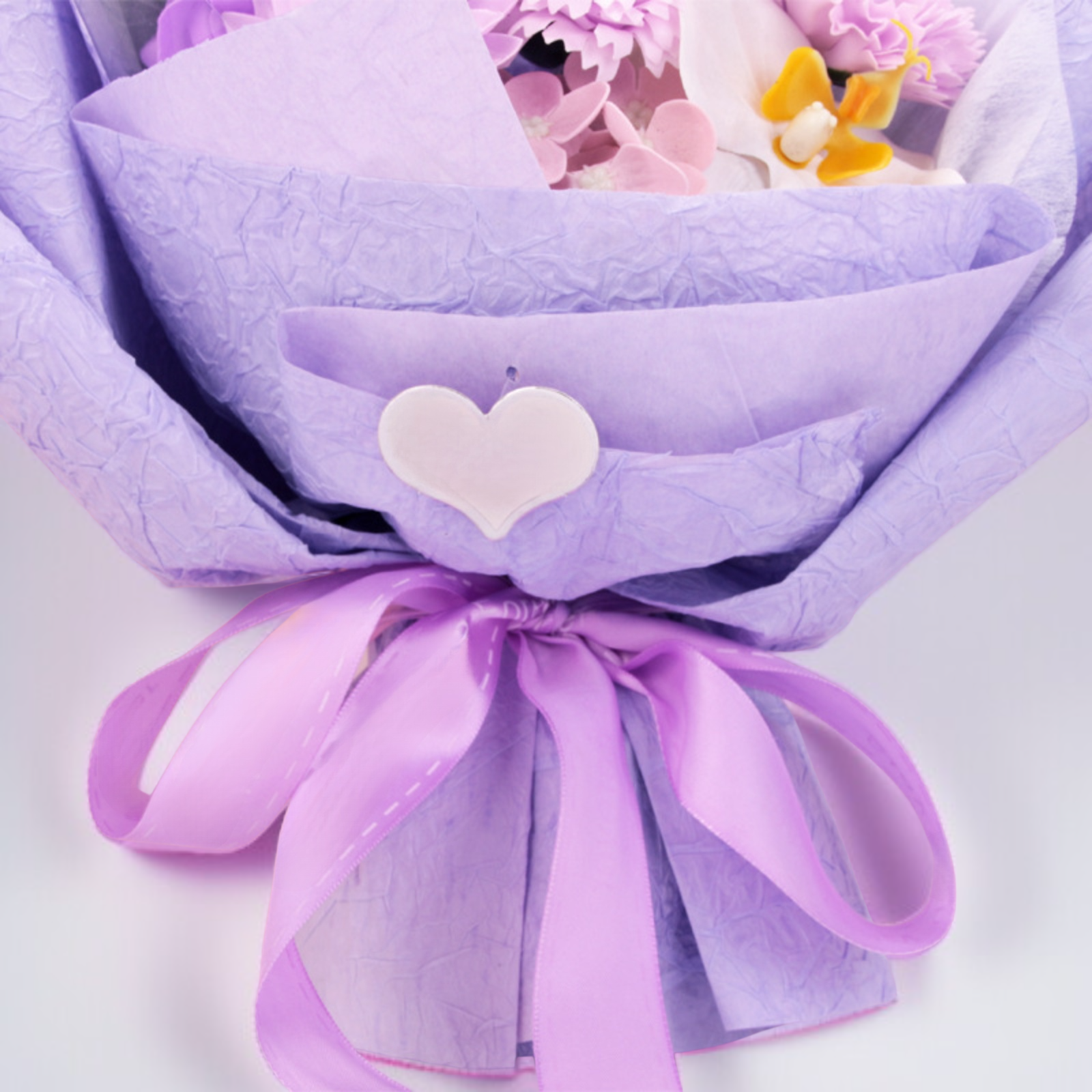 ช่อกุหลาบประดิษฐ์สำหรับงานแต่งงาน