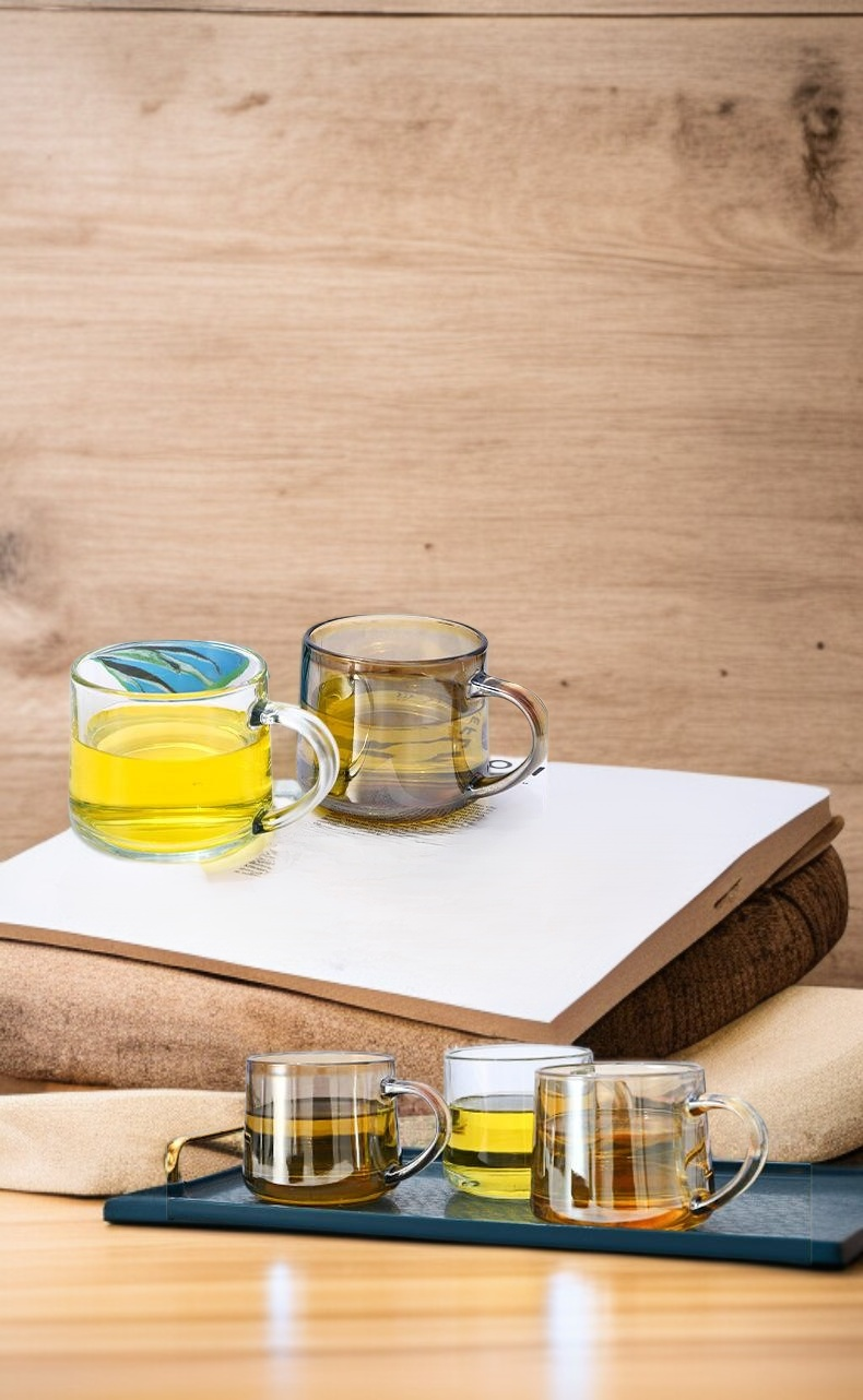 Ergonomische Henkel-Tasse für das Büro