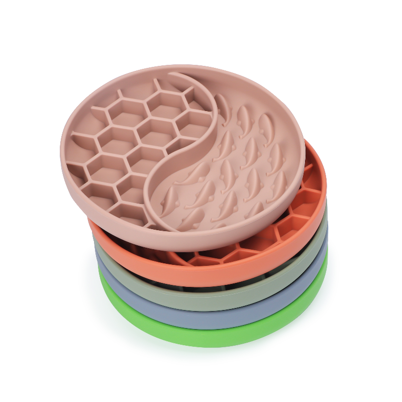 犬用シリコン製スローフィーダーマット フードグレードペット皿