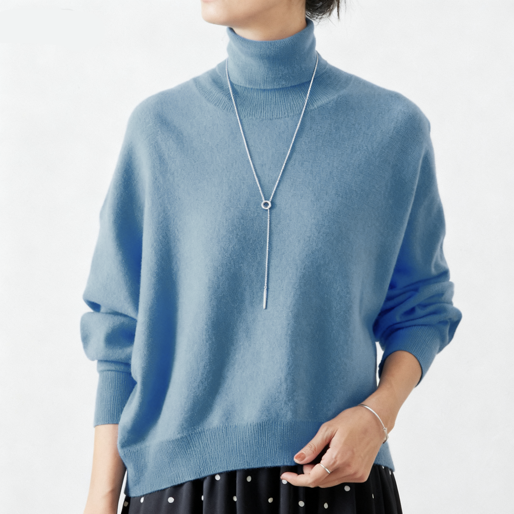タートルネック ドルマンスリーブ ニット 着用イメージ