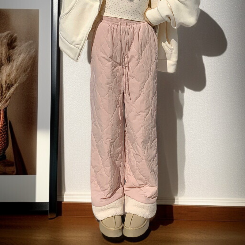 여성 겨울 패딩 팬츠 착용 예시