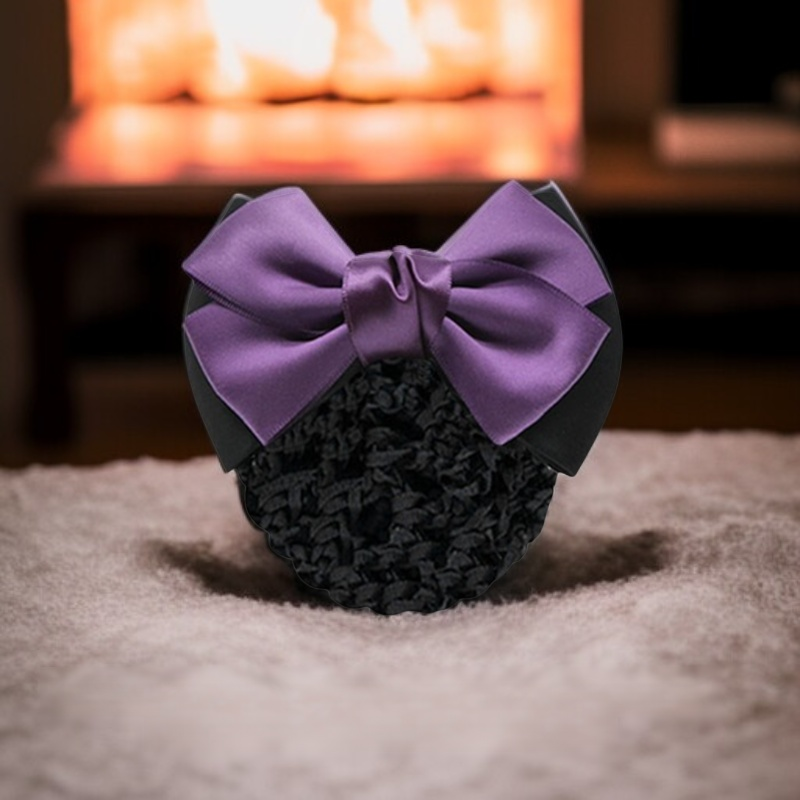 ネットの花で作られた頭飾り