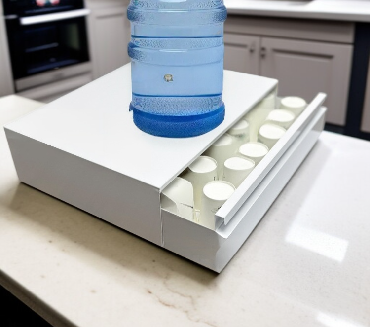 省スペースに設置されたキッチン電子レンジラック