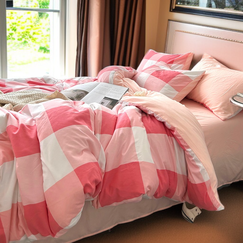 공간 활용에 좋은 심플 침대 4개 세트