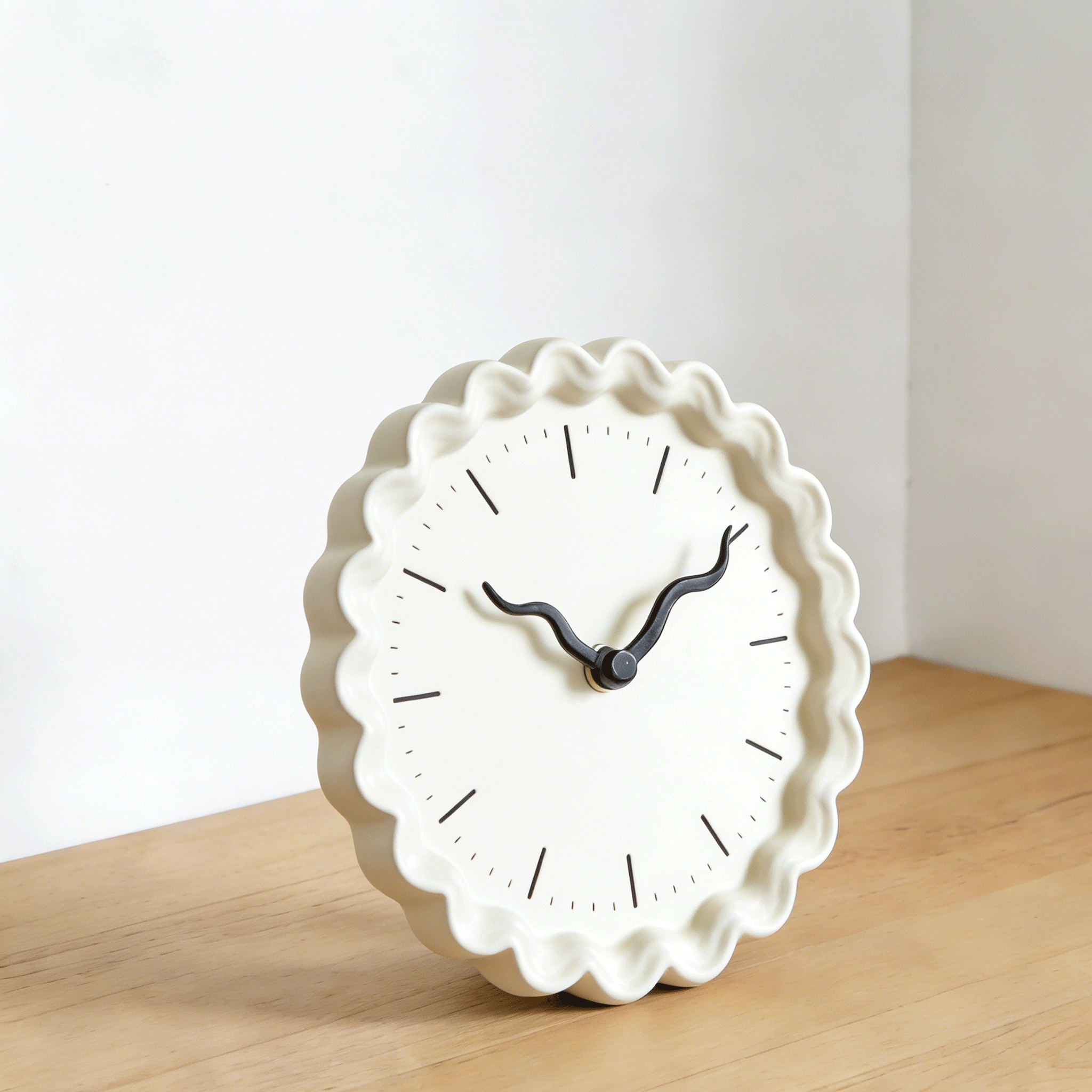 Reloj moderno y combinable