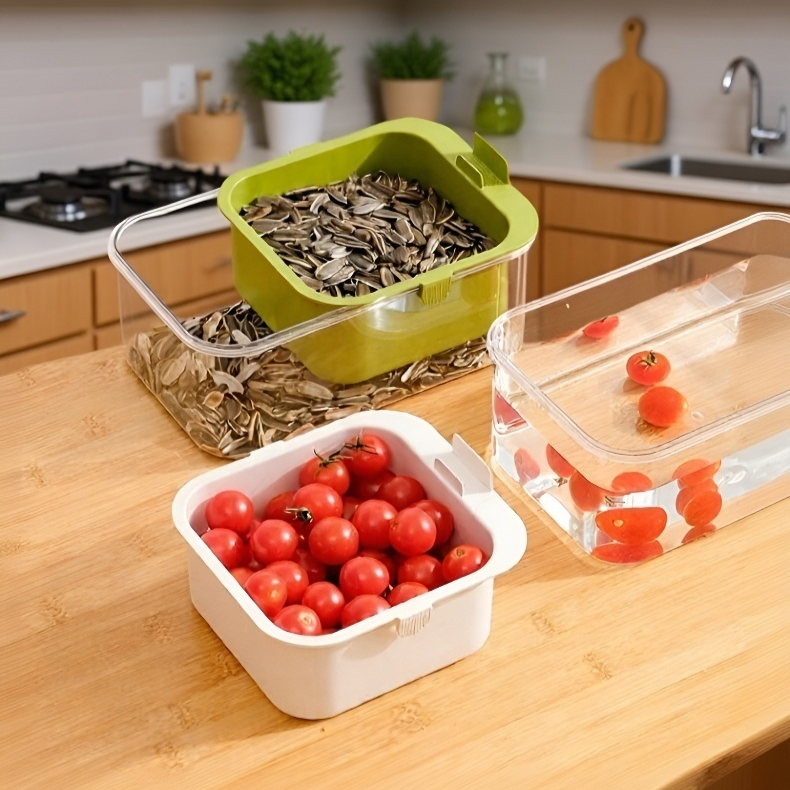 Innovative draining basket for dried fruit and snacks