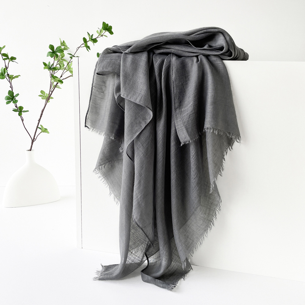 Pañuelo Monocromático de Algodón Bambú con Flecos Cortos