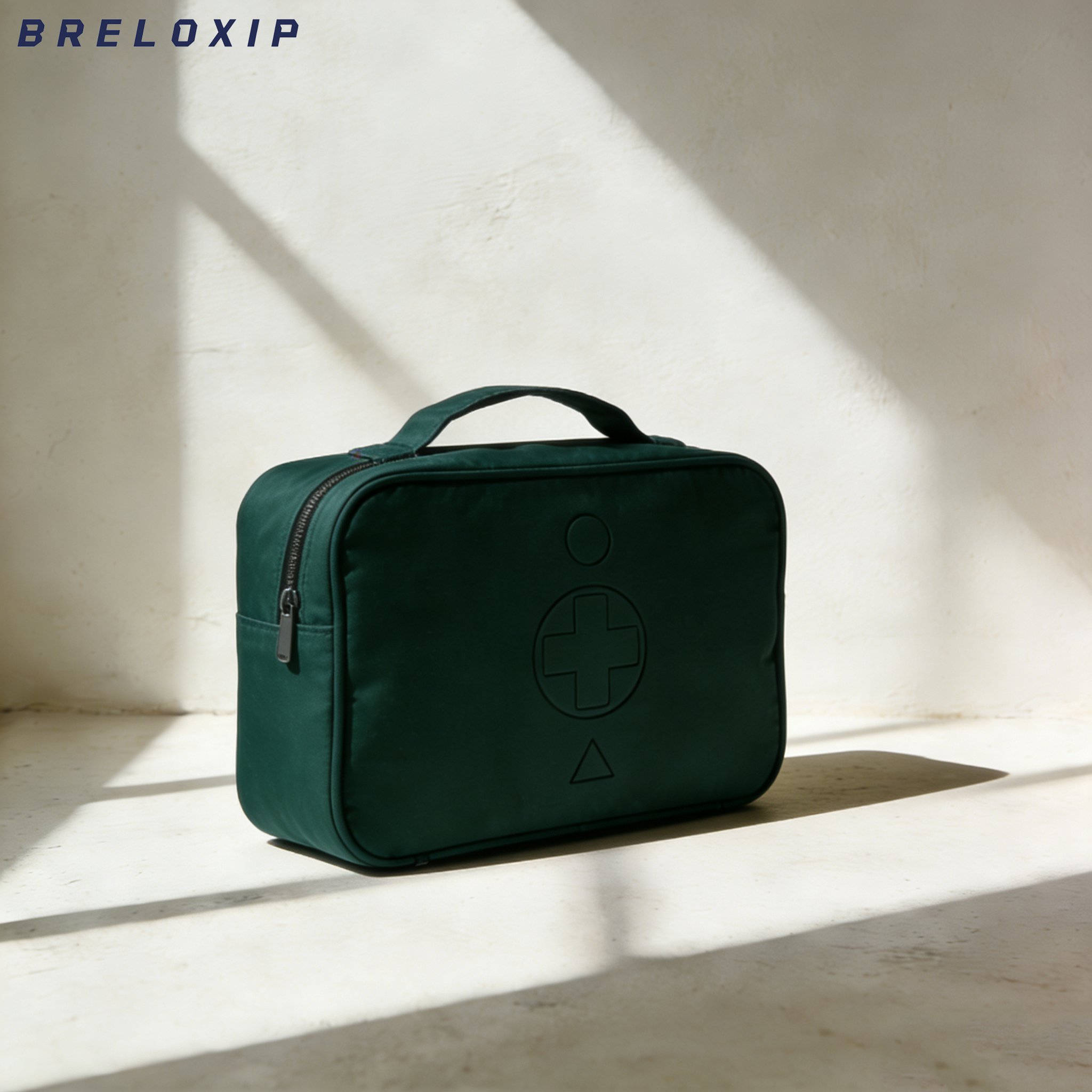 ชุดปฐมพยาบาลในรถยนต์แบบพกพาและขนาดเล็ก