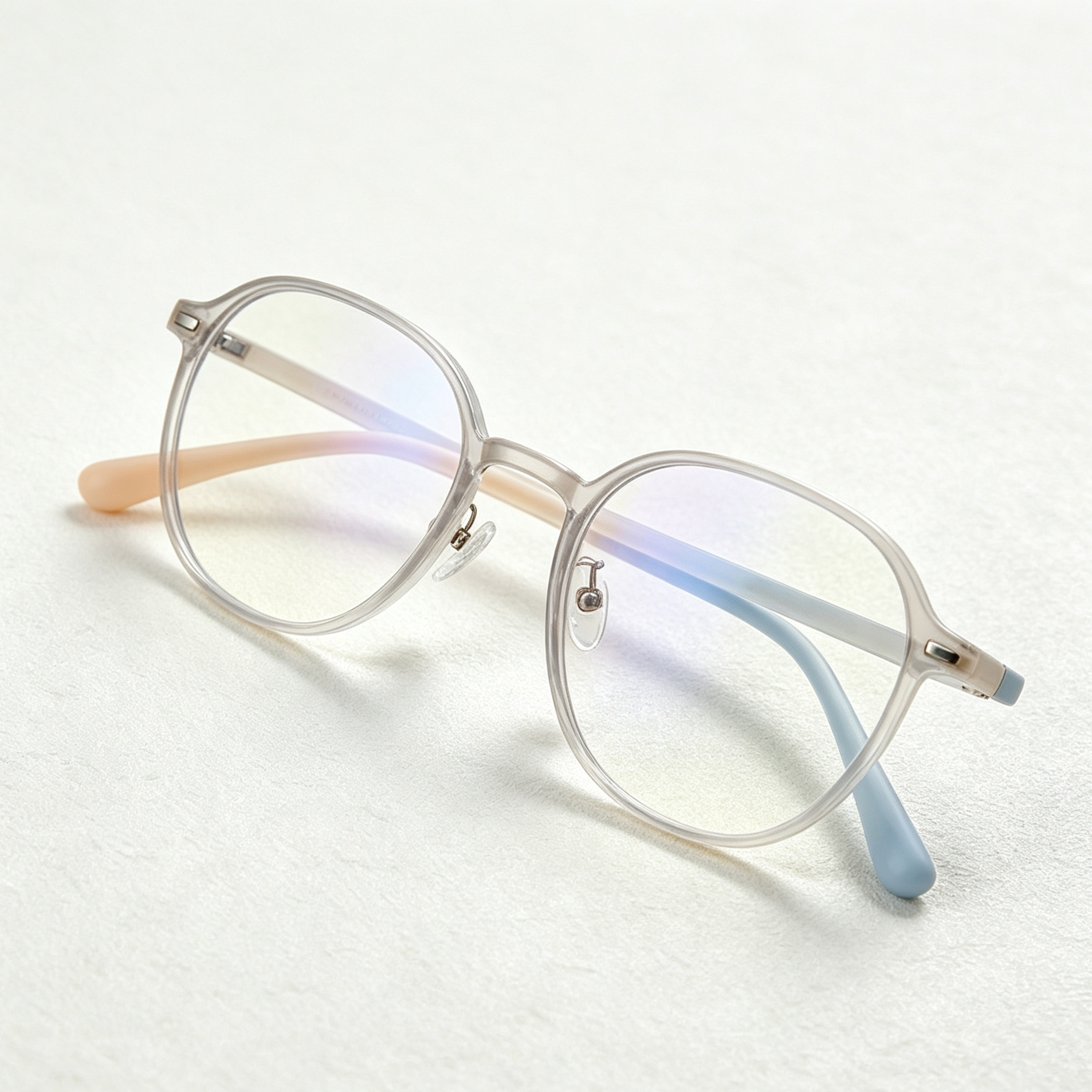 Side profile of stylish gradient round glasses