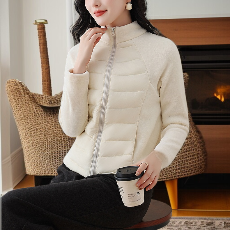 여성 아웃도어 패딩 화이트 슬림 트레이닝 아우터 하이넥 구속 없는 패딩