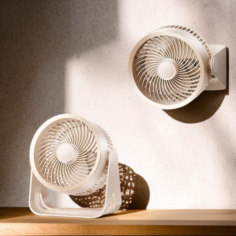Mini rechargeable desktop fan for office