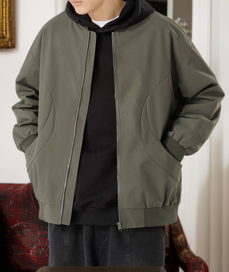 세련된 남성 캐주얼 재킷 코디