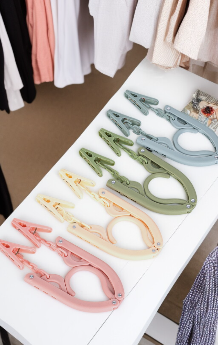 집게가 달린 다용도 옷걸이 디테일